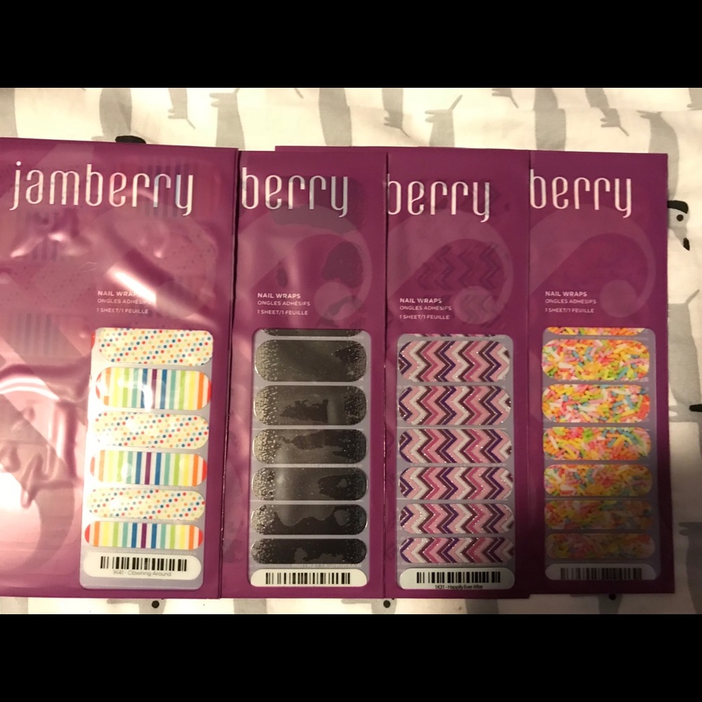 Lot of 4 New & Sealed Jamberry Wraps